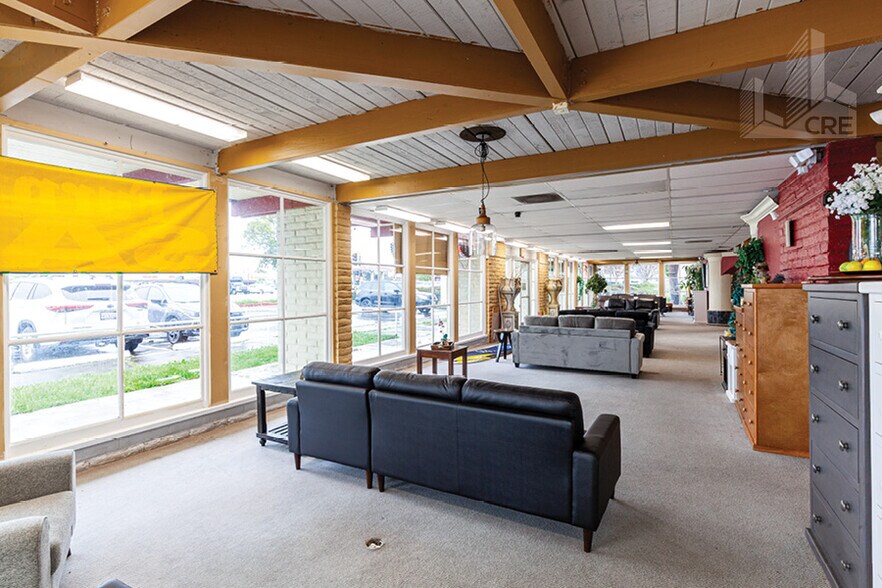 2001 N Texas St, Fairfield, CA for lease - Building Photo - Image 2 of 12