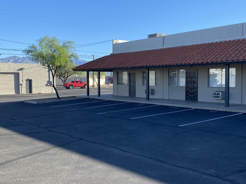 934 W Grant Rd, Tucson, AZ for lease - Primary Photo - Image 1 of 7