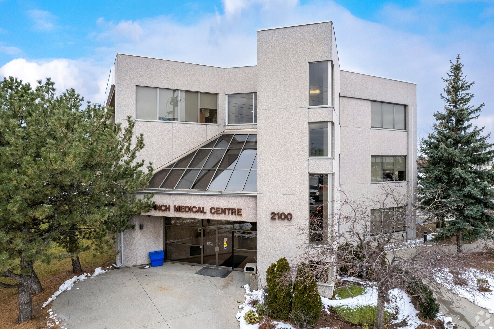 2100 Finch Ave W, Toronto, ON à vendre Photo principale- Image 1 de 1