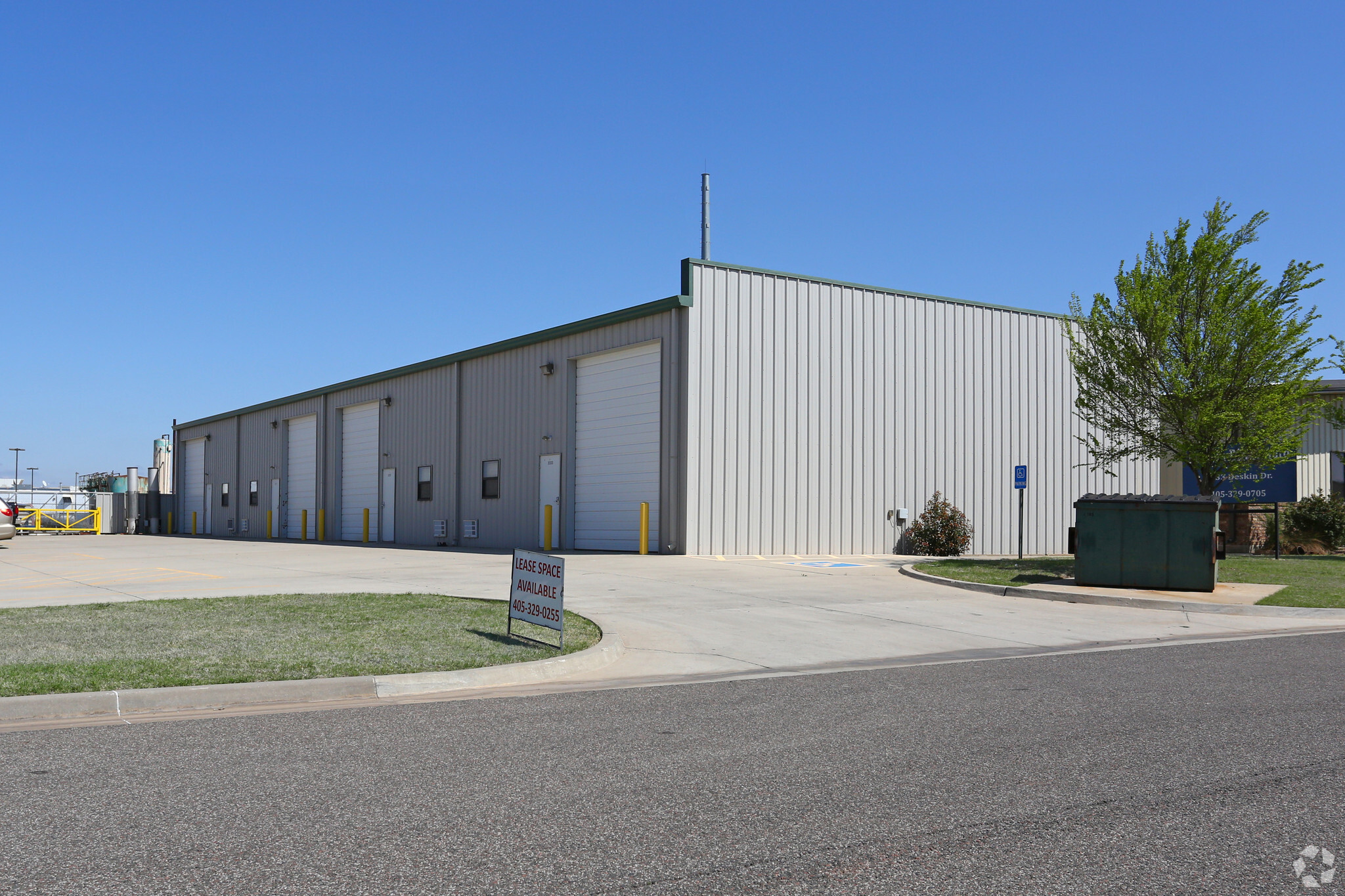 3333-3349 Deskin Dr, Norman, OK for lease Building Photo- Image 1 of 7