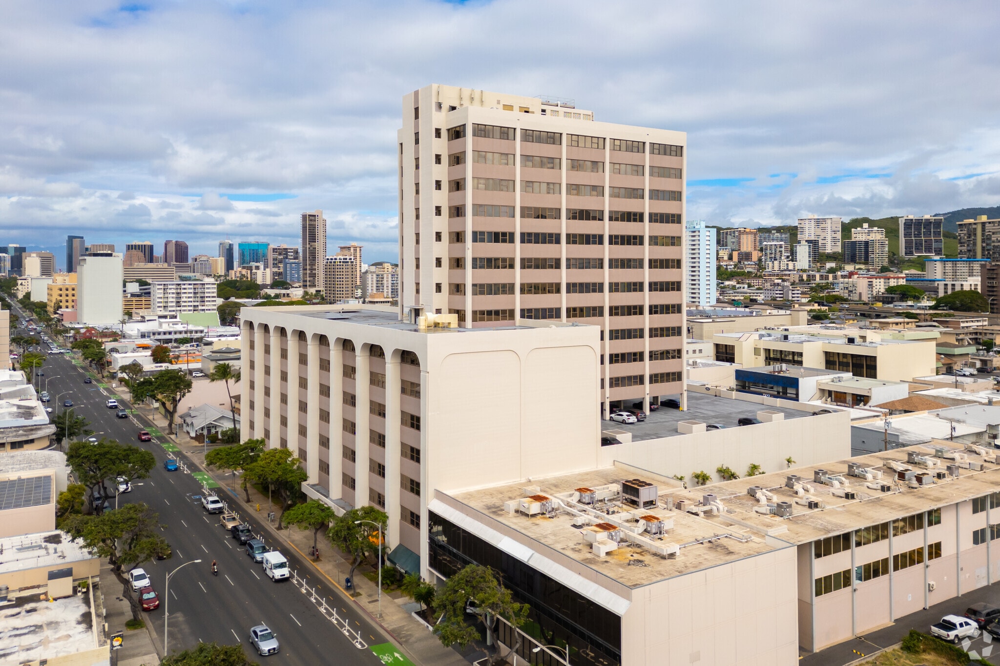 1314 S king St, Honolulu, HI for lease Building Photo- Image 1 of 10