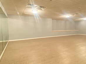 79 Hudson St, Hoboken, NJ for lease Interior Photo- Image 2 of 7