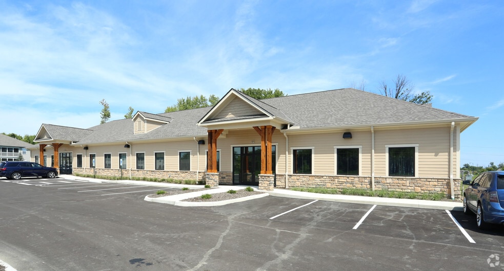 6357 N Hamilton Rd, Westerville, OH à louer - Photo du bâtiment - Image 1 de 18