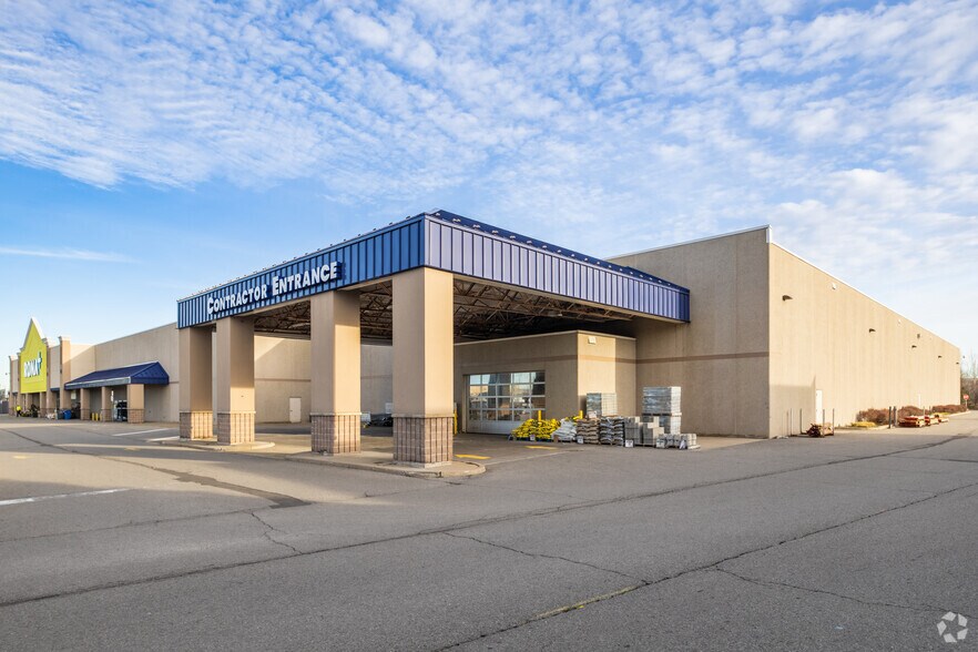 340 W Hunt Club Rd, Ottawa, ON à vendre - Photo principale - Image 1 de 1