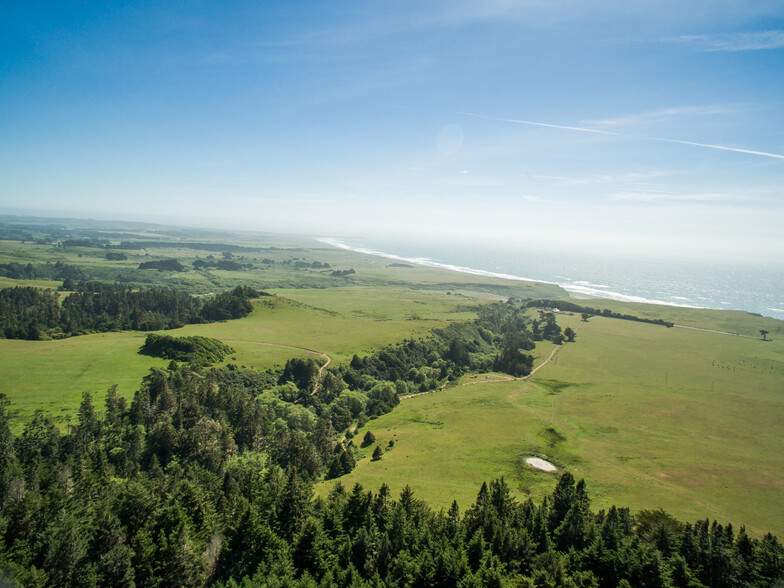 16401 South Highway 1, Manchester, CA for sale - Primary Photo - Image 1 of 1