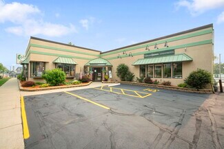 More details for 319-325 S Main St, West Bend, WI - Retail for Sale