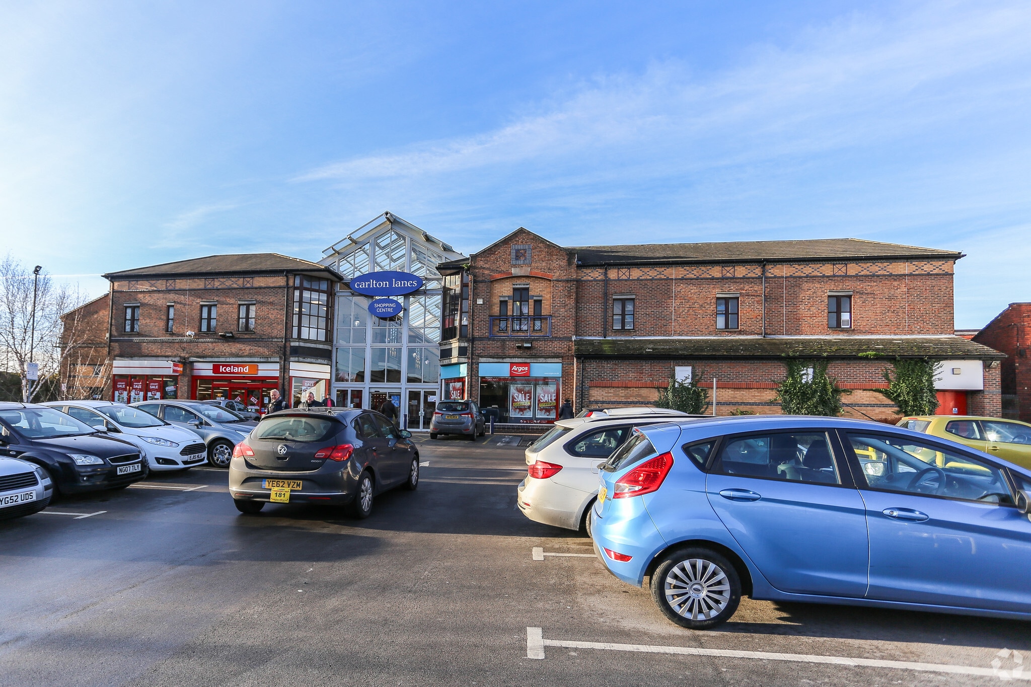 Carlton Ln, Castleford for lease Primary Photo- Image 1 of 12