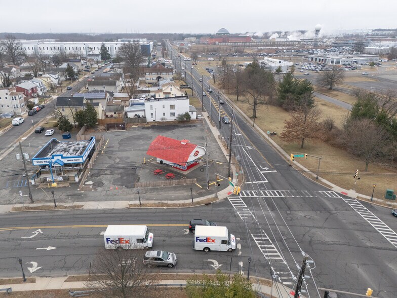 735 E Hazelwood Ave, Rahway, NJ for sale - Building Photo - Image 2 of 13