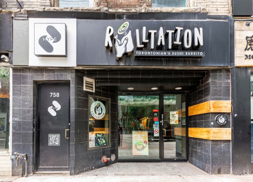 758 Yonge St, Toronto, ON à louer - Photo du bâtiment - Image 2 de 2