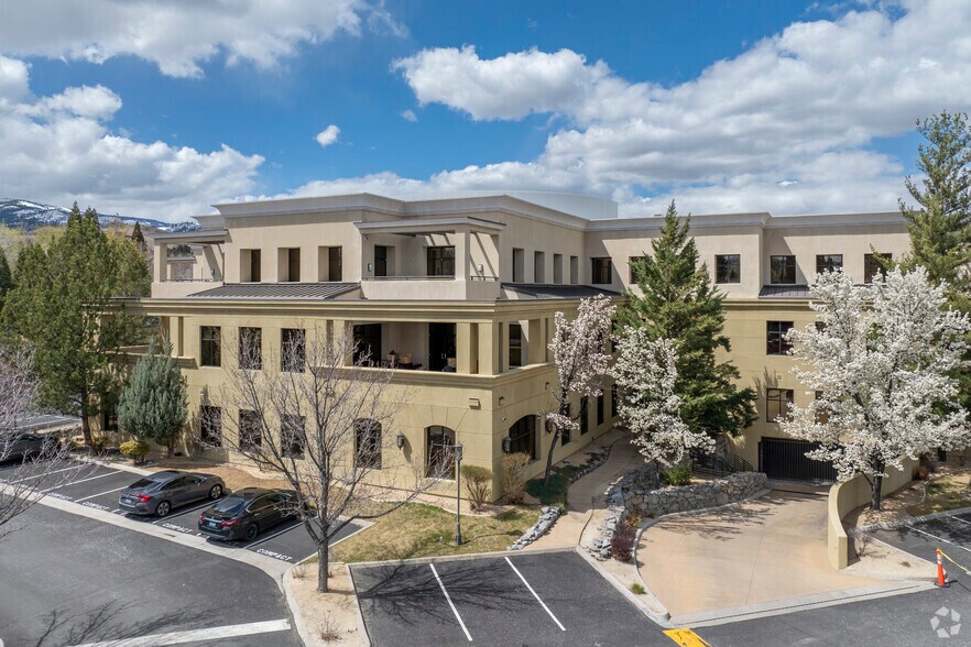 6900 S McCarran Blvd, Reno, NV for lease - Building Photo - Image 2 of 6