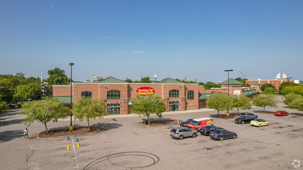 201 E Berkley Ave, Norfolk, VA à louer - Photo du bâtiment - Image 2 de 7