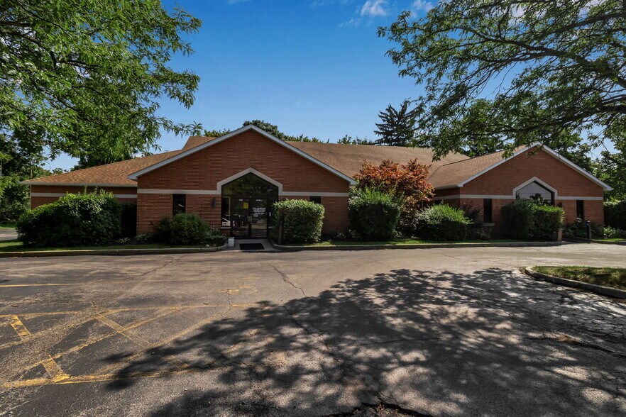 6645 Main St, Buffalo, NY à vendre - Photo du bâtiment - Image 2 de 27