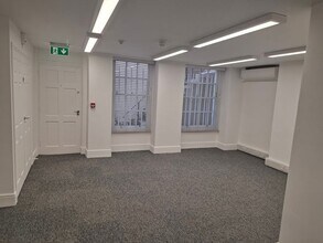 67 Upper Berkeley St, London for lease Interior Photo- Image 2 of 5