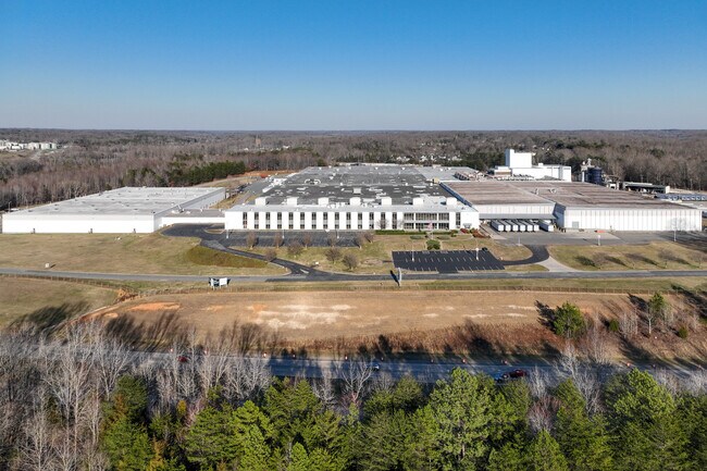 Plus de détails pour 90 Piedmont Industrial Dr, Winston-Salem, NC - Local d'activités, Industriel à louer
