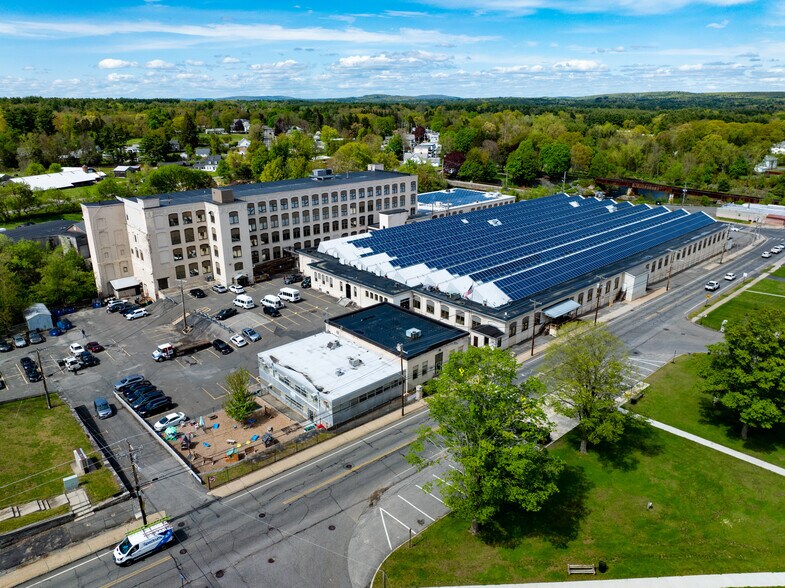 4 Springfield St, Three Rivers, MA for sale - Building Photo - Image 2 of 2