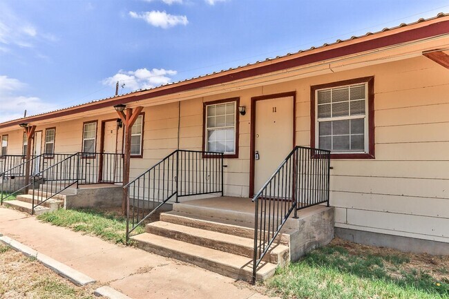 1500 S 9th St, Slaton, TX à vendre - Photo du bâtiment - Image 1 de 1