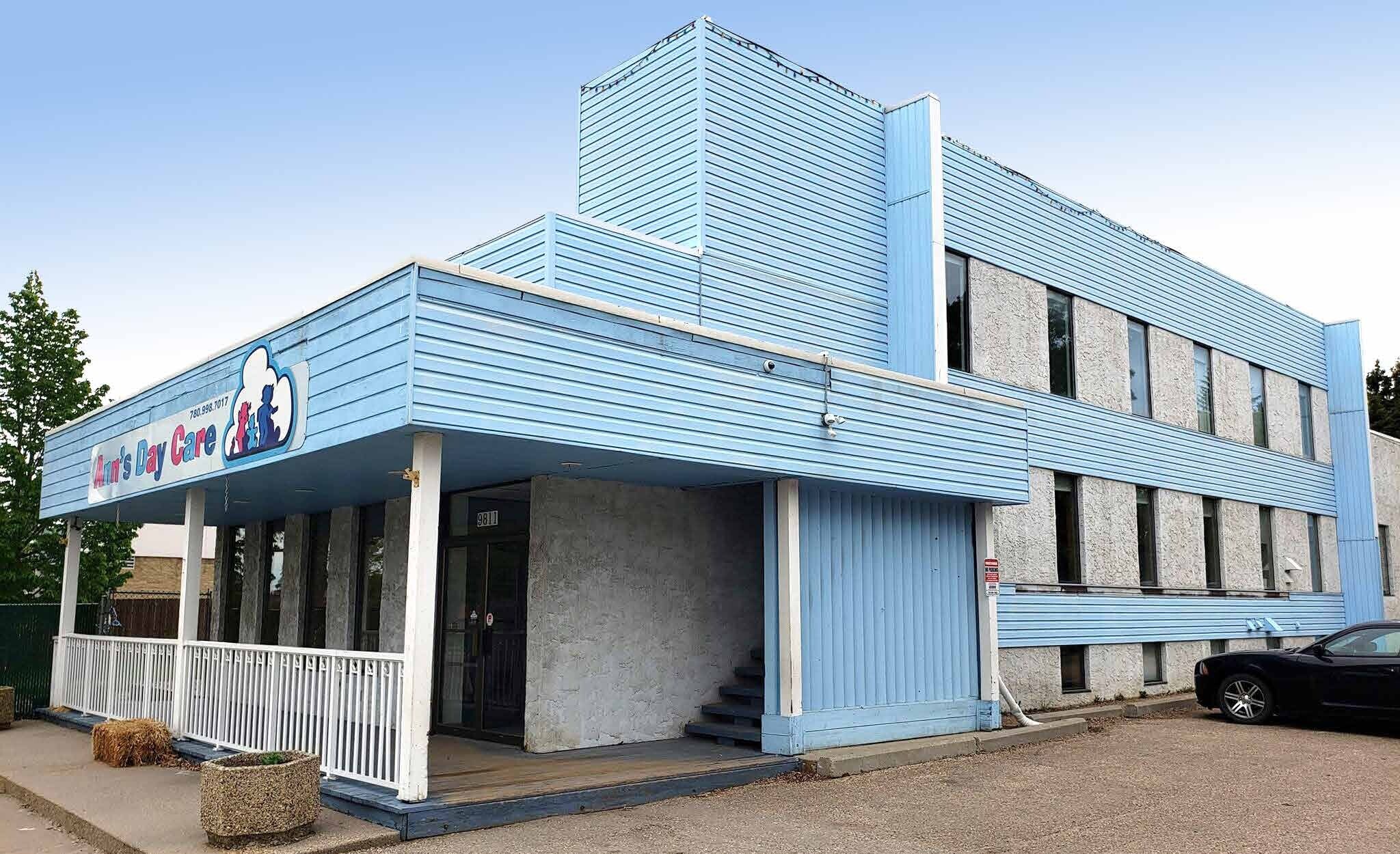 9811 101 St, Fort Saskatchewan, AB for sale Primary Photo- Image 1 of 1