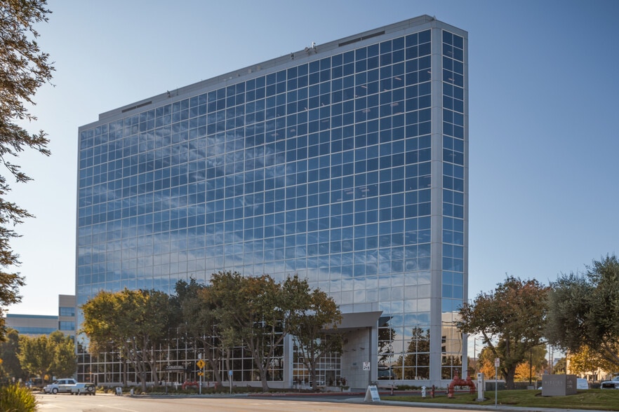 2350 Mission College Blvd, Santa Clara, CA for lease - Building Photo - Image 1 of 14