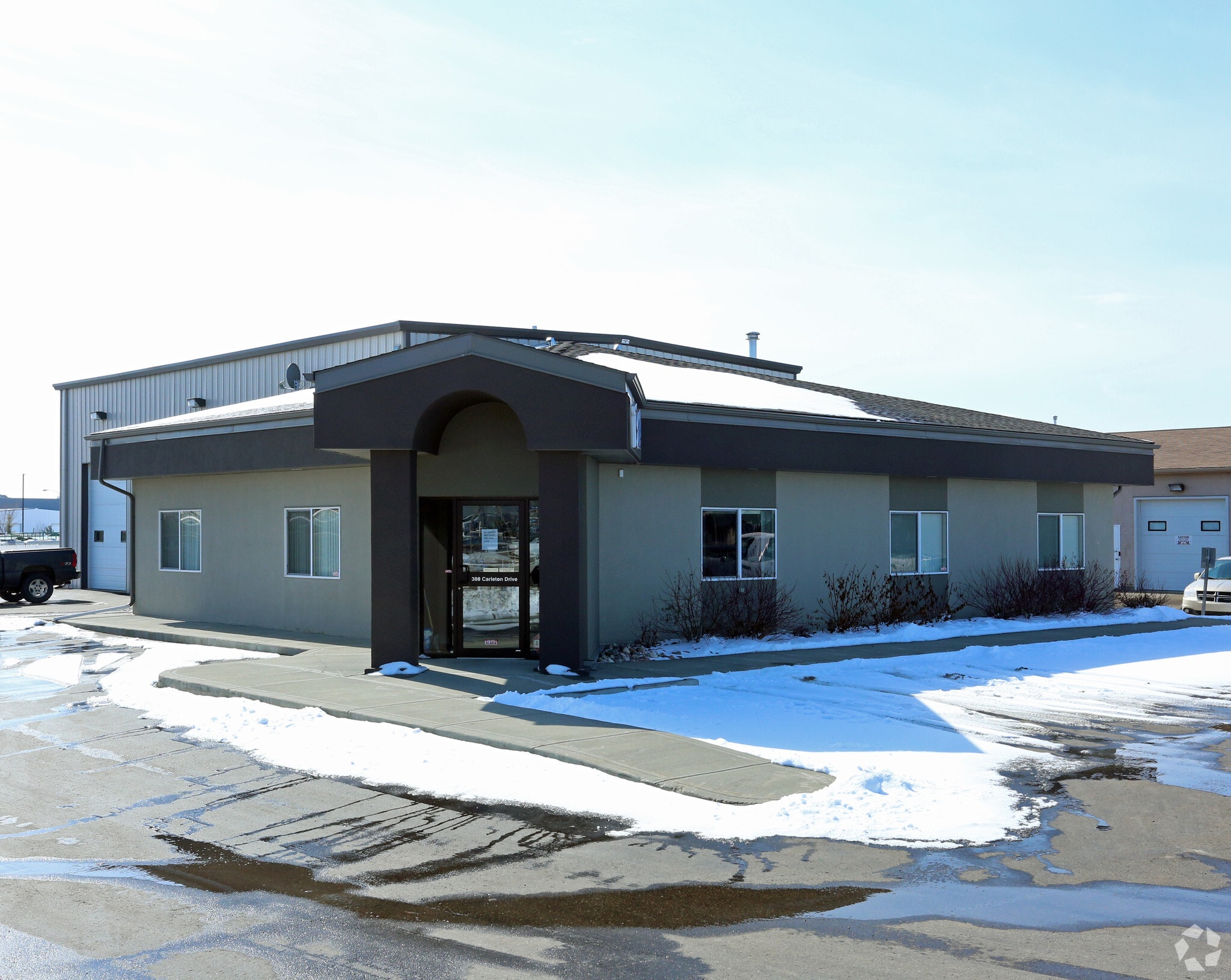 380 Carleton Dr, St. Albert, AB à vendre Photo principale- Image 1 de 3