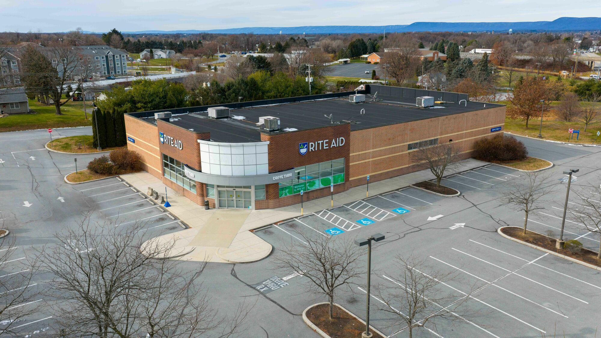 320 York Rd, Carlisle, PA for sale Building Photo- Image 1 of 6