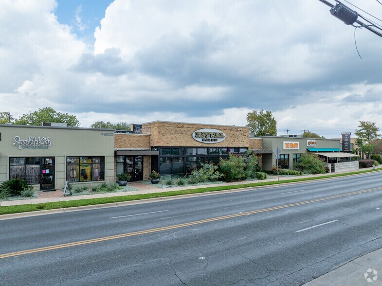 4800 Burnet Rd, Austin, TX à louer - Photo du bâtiment - Image 2 de 4