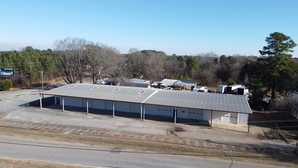 4857 N NC 16 Business Hwy, Denver, NC for sale - Building Photo - Image 2 of 10