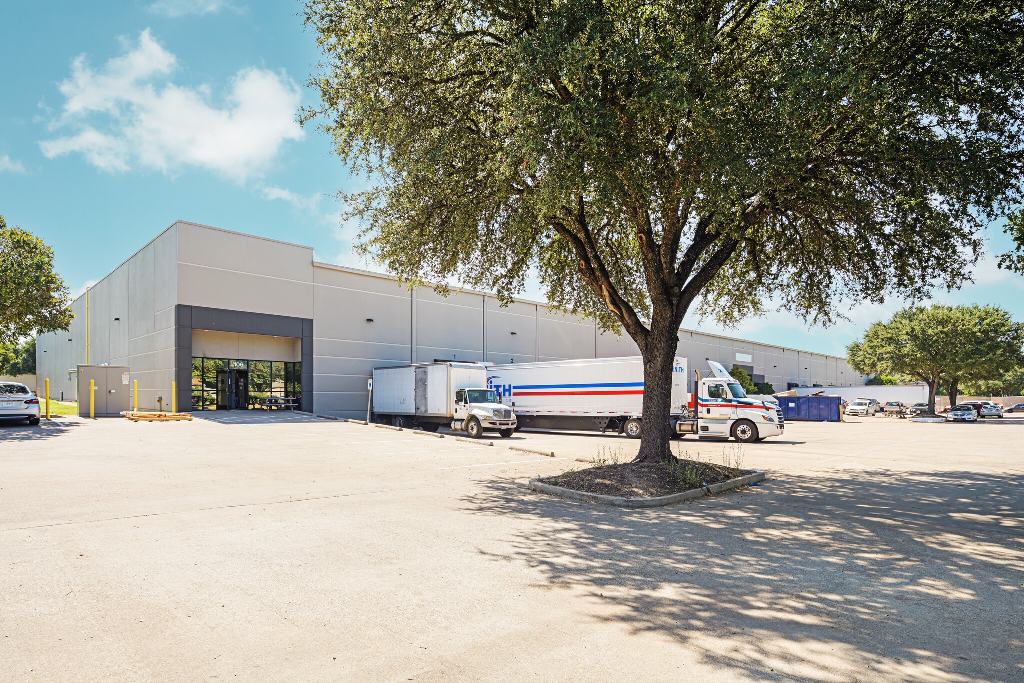 845 Interchange Blvd, Austin, TX for lease Building Photo- Image 1 of 14