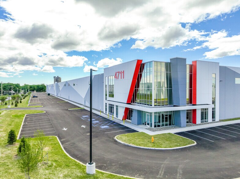 4711 Hanoverville Rd, Bethlehem, PA for lease - Building Photo - Image 1 of 4