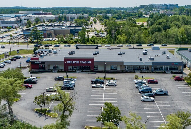 More details for 112 Mall Rd, Burlington, MA - Retail for Lease