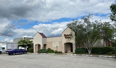 2160 S 6th St, Springfield, IL for lease Interior Photo- Image 1 of 3