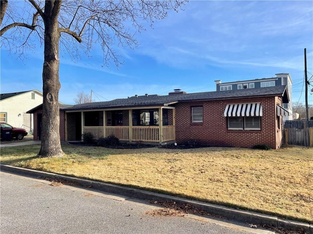 311 S Main St, Springdale, AR for sale Primary Photo- Image 1 of 16