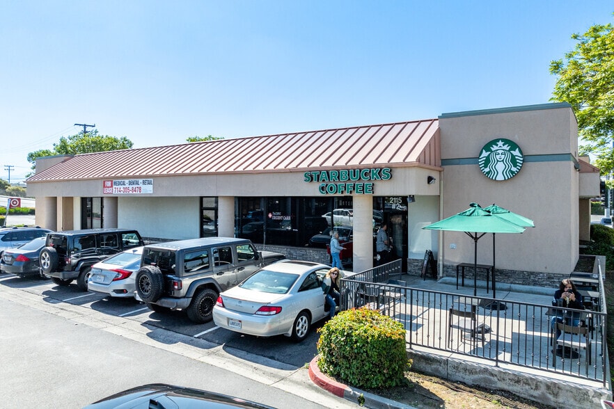 2115 N Tustin St, Orange, CA for lease - Building Photo - Image 2 of 22