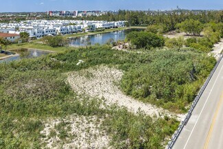 Plus de détails pour 7150 NW 102nd Ave, Doral, FL - Commerce de détail à vendre