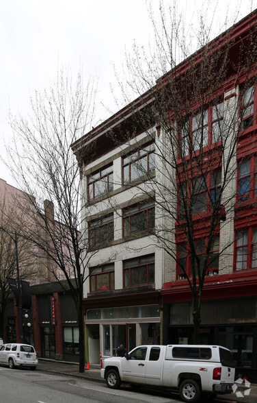 56 E Cordova St, Vancouver, BC à louer - Photo du bâtiment - Image 3 de 10