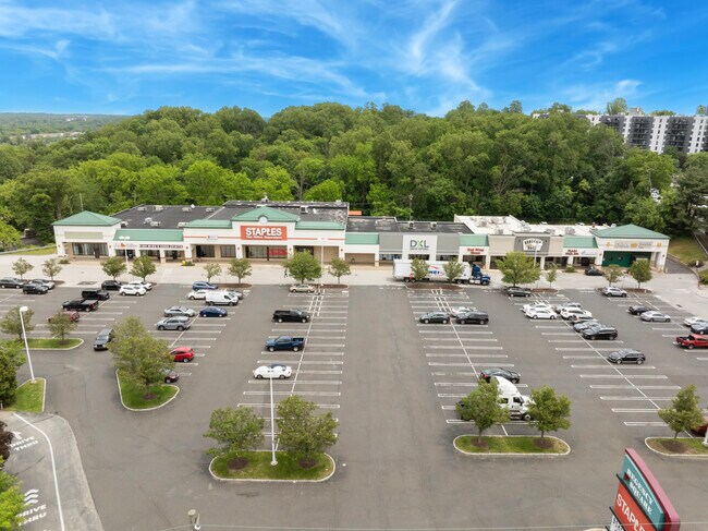 Plus de détails pour 1025 Easton Rd, Willow Grove, PA - Commerce de détail à louer