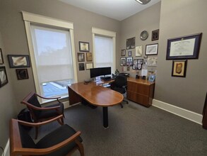 100 Main St, Northampton, MA for lease Interior Photo- Image 2 of 12