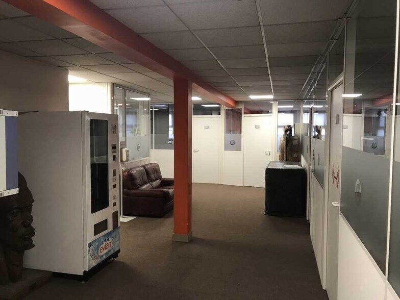 Bureau dans Bagnolet à louer - Photo intérieure - Image 3 de 13