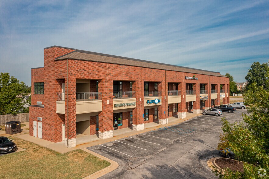 3401 Business Park Ct, Columbia, MO for lease - Primary Photo - Image 1 of 4