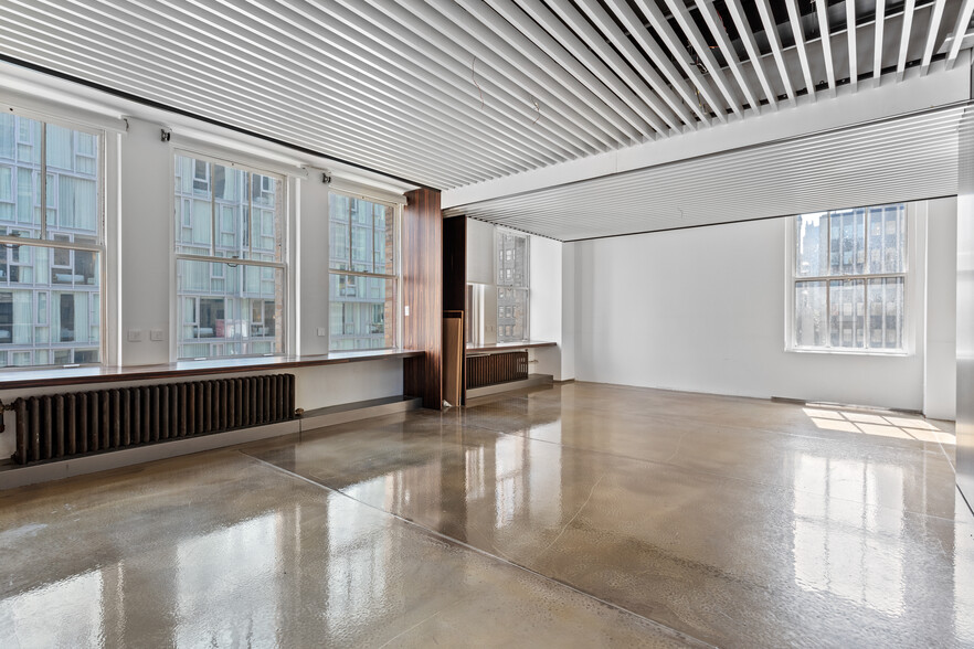 202 W 40th St, New York, NY for lease - Building Photo - Image 3 of 14