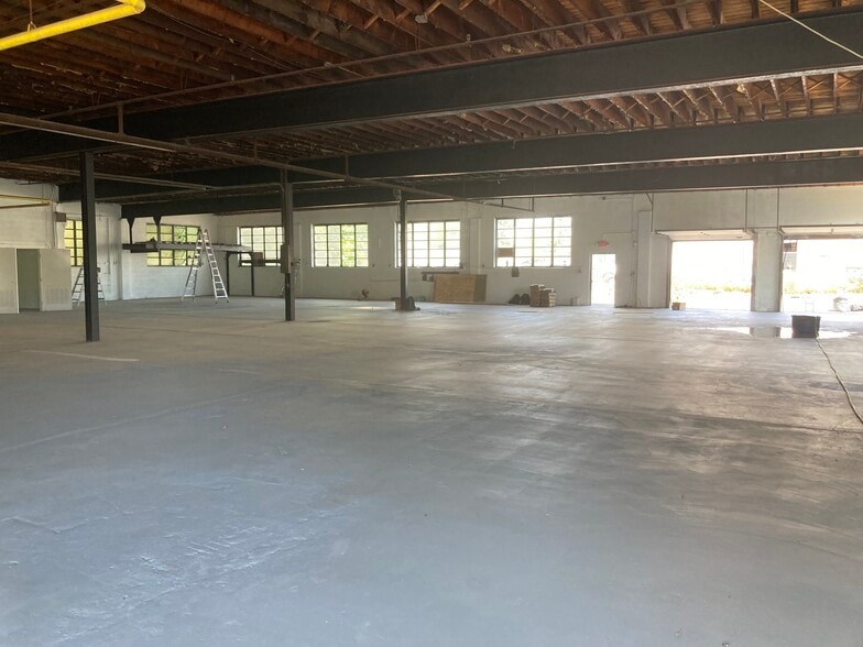 360 Dalziel Rd, Linden, NJ for sale - Building Photo - Image 3 of 5