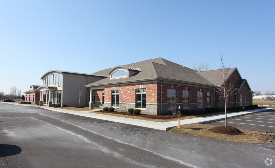 4525 Trueman Blvd, Hilliard, OH for lease - Building Photo - Image 3 of 38