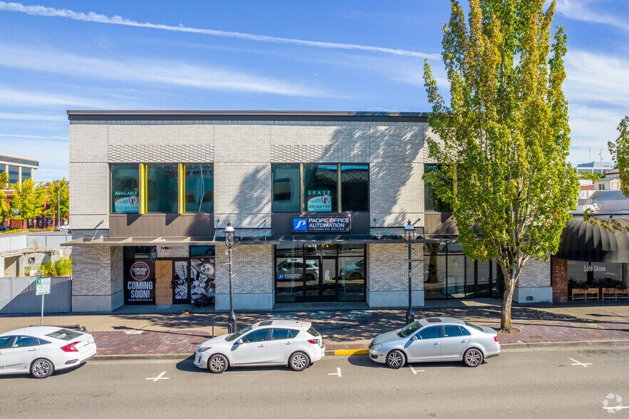 260 Liberty St NE, Salem, OR à vendre - Photo du bâtiment - Image 3 de 5