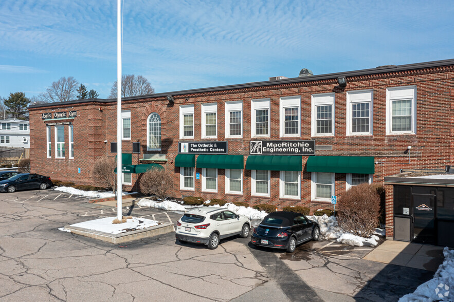 197 Quincy Ave, Braintree, MA à louer - Photo du bâtiment - Image 1 de 9