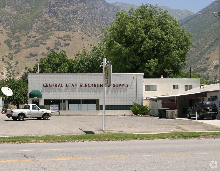 735 S State St, Provo, UT à vendre - Photo du bâtiment - Image 2 de 2