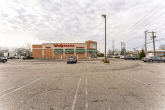 2474 Hempstead Tpke, East Meadow, NY for lease Building Photo- Image 2 of 5