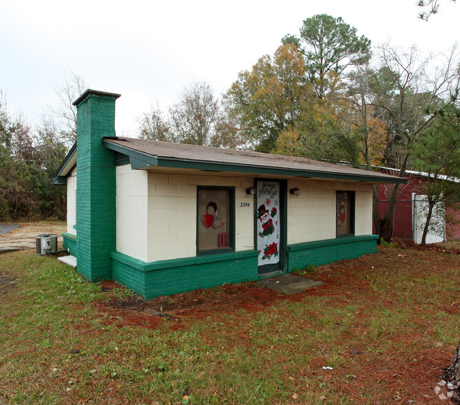 2306 Chicot St, Pascagoula, MS for sale - Primary Photo - Image 2 of 2