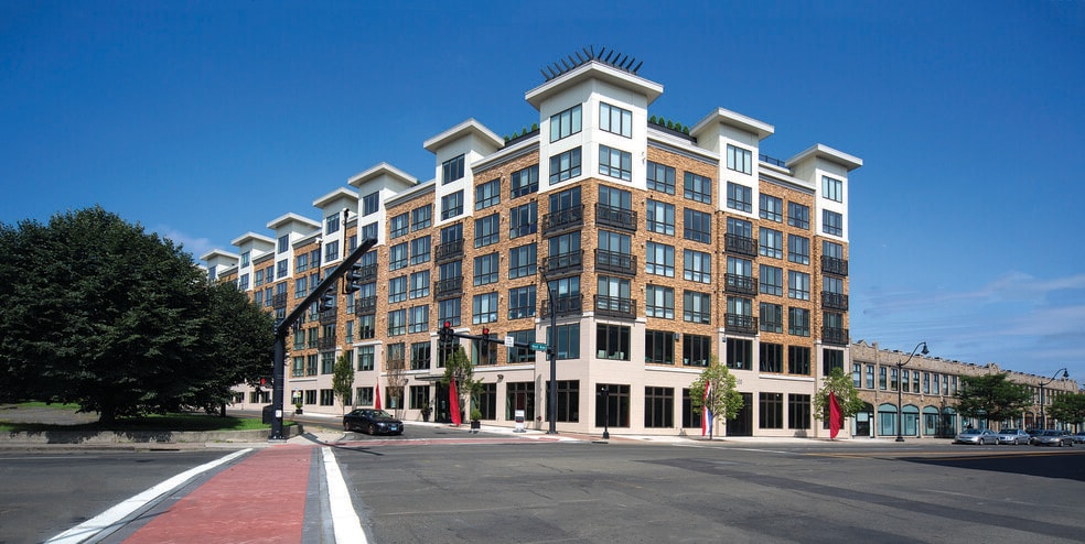 515 West Ave, Norwalk, CT for lease - Building Photo - Image 1 of 2