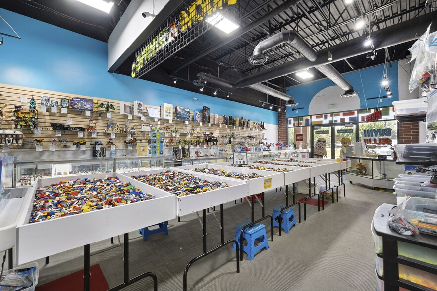 1086 W South Jordan Pky, South Jordan, UT for sale - Building Photo - Image 2 of 33