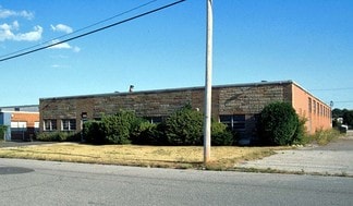 Plus de détails pour 195 Marine St, Farmingdale, NY - Industriel à louer