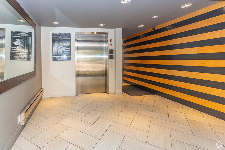 124 S 400 E, Salt Lake City, UT à louer - Hall d’entrée - Image 2 de 13